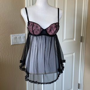 Victoria’s secret lingerie size 34B
